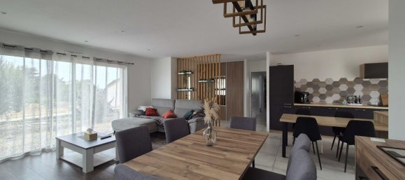 3 bedrooms House in Vendee, France No. 299244 4