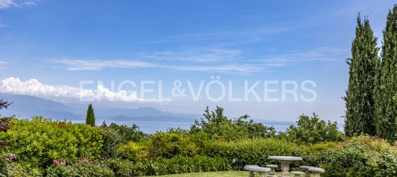 4 bedrooms Villa in Padenghe sul Garda, Italy No. 105233 2