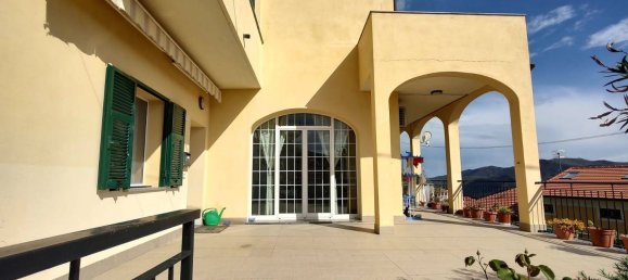 6 rooms Villa in Arnasco, Italy No. 92989 3