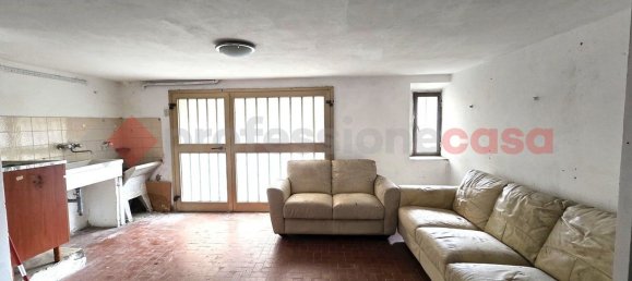 4-salle Appartement à Arezzo, Italy No. 228617 18