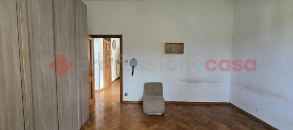 4-salle Appartement à Arezzo, Italy No. 228617 11