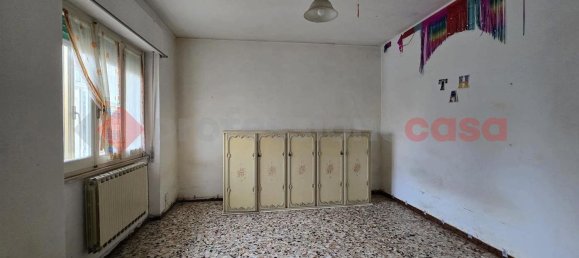 4-salle Appartement à Arezzo, Italy No. 228617 12