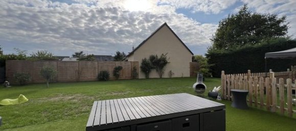 Casa de 5 dormitorios en Neuille-Pont-Pierre, France No. 300668 10