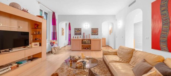 6-salle Appartement à Milan, Italy No. 247930 4