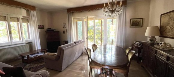 4 rooms Villa in Udine, Italy No. 32349 2