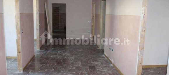 257m² Commercial property in Ponsacco, Italy No. 349254 19