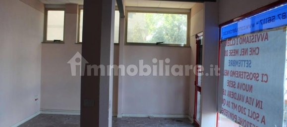 257m² Commercial property in Ponsacco, Italy No. 349254 22
