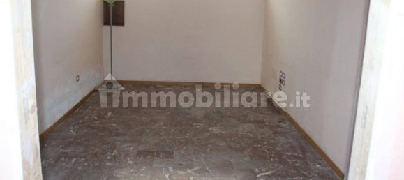 257m² Commercial property in Ponsacco, Italy No. 349254 25