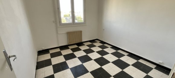 3 bedrooms Apartment in Beziers, France No. 348809 9