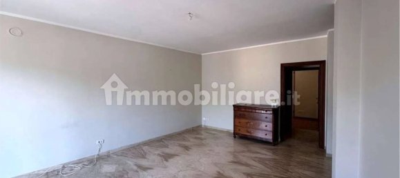 Квартира с 15 спальнями в Варци, Италия № 344009 20