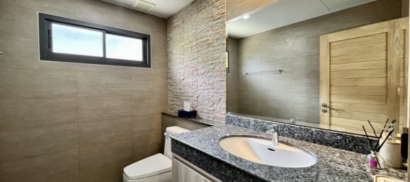 3 chambres house à vendre à Bang Lamung, Chonburi, Eastern Thailand, Thailand № 60059 12