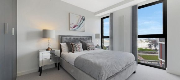 1 bedroom Apartment in Docklands, United Kingdom No. 4350 5