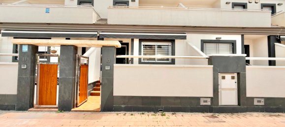 4 bedrooms House in San Pedro del Pinatar, Spain No. 181878 2