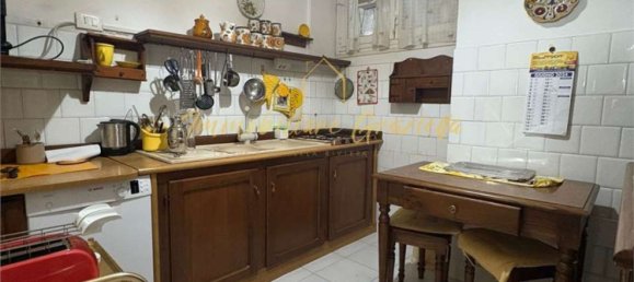 3-salle Appartement à Ospedaletti, Italy No. 99624 12