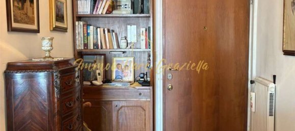 3-salle Appartement à Ospedaletti, Italy No. 99624 8