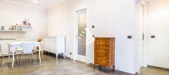 2 bedrooms Apartment in Rome, Italy No. 193193 6