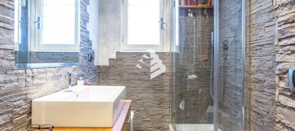 2 bedrooms Apartment in Rome, Italy No. 193193 9