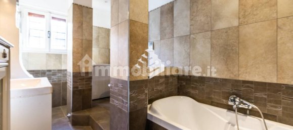 2 bedrooms Apartment in Rome, Italy No. 193193 15