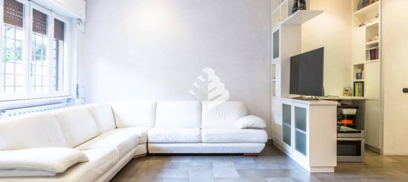 2 bedrooms Apartment in Rome, Italy No. 193193 7