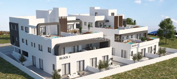 2 bedrooms House in Deryneia, Cyprus No. 23969 3