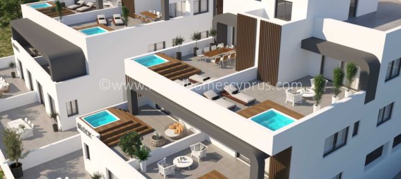 2 bedrooms House in Deryneia, Cyprus No. 23969 6