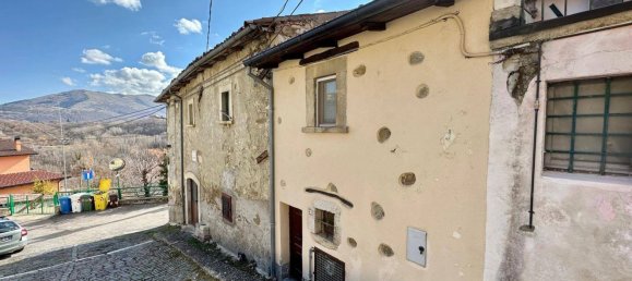3 Schlafzimmer Haus in L'Aquila, Italy, Nr. 377541 34