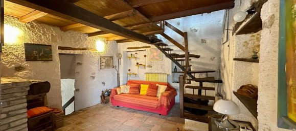 3 Schlafzimmer Haus in L'Aquila, Italy, Nr. 377541 12