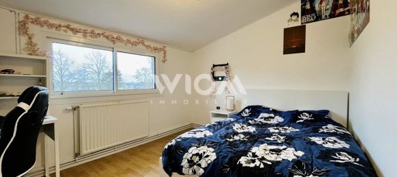 3 bedrooms House in Saint-Laurent-Blangy, France No. 55084 7