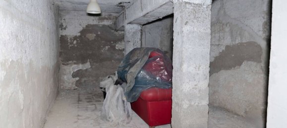  عقار تجاري في Torre Annunziata, Italy 77متر مربع رقم 212369 10