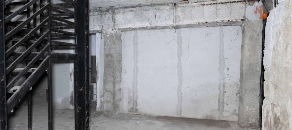  عقار تجاري في Torre Annunziata, Italy 77متر مربع رقم 212369 7