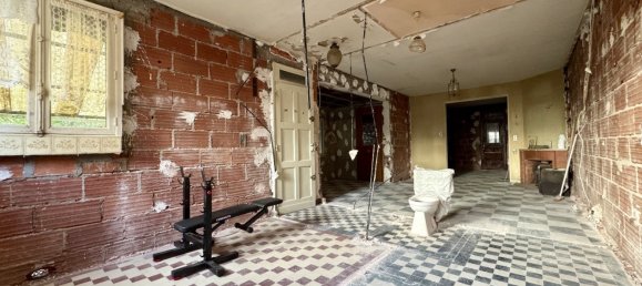 Studio in Chateauneuf-sur-Loire, France No. 211085 2