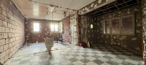 Studio in Chateauneuf-sur-Loire, France No. 211085 4