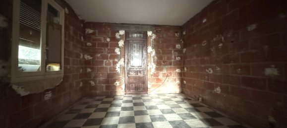 Studio in Chateauneuf-sur-Loire, France No. 211085 5