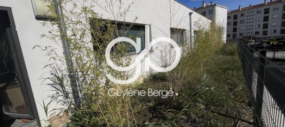 275m² Office in Montpellier, France No. 294483 6