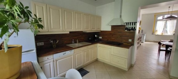 2 bedrooms House in Saint-Quentin, France No. 307817 5