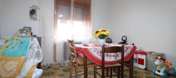 2 Schlafzimmer Wohnung in Fisciano, Italy, Nr. 359906 2