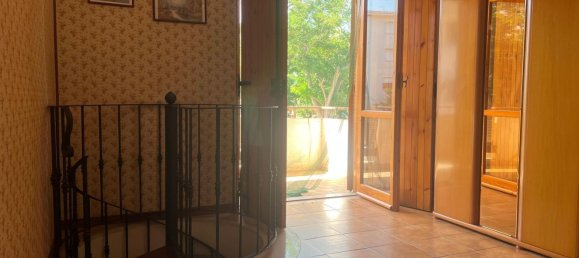 Дуплекс с 4 комнатами в Вибо Валентия, Италия № 297083 16