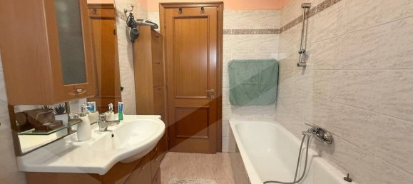 4 rooms Apartment in Avezzano, Italy No. 21938 27