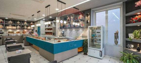 2 rooms Commercial property in Vignola, Italy No. 346095 9