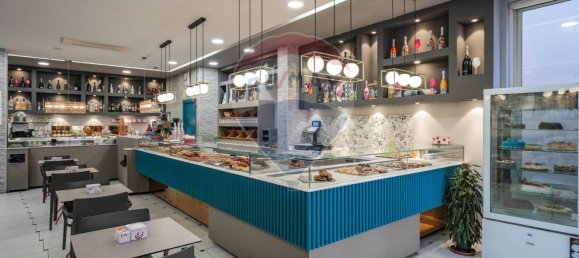 2 rooms Commercial property in Vignola, Italy No. 346095 10