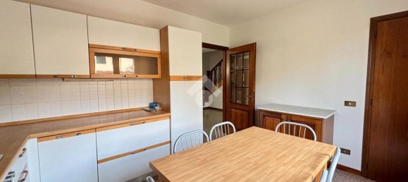 5 rooms House in Riese Pio X, Italy No. 14715 19