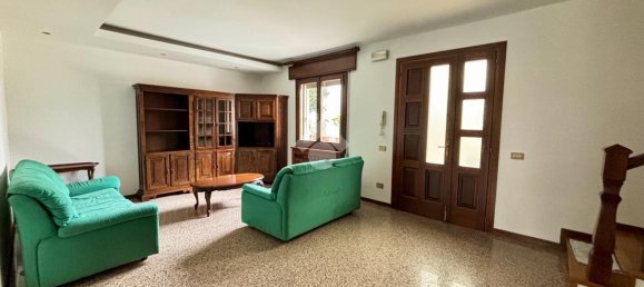 5 rooms House in Riese Pio X, Italy No. 14715 7