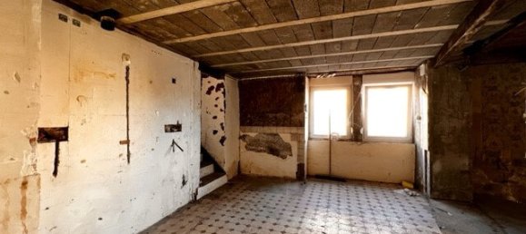 4 bedrooms House in Valhey, France No. 97479 7