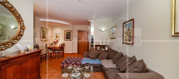 3 bedrooms Apartment in Rome, Italy No. 357040 16