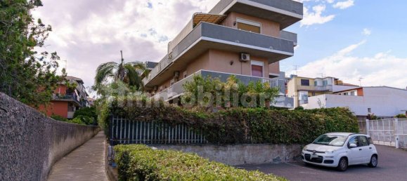 Apartamento de 3 dormitorios en Catania, Italy No. 288819 47