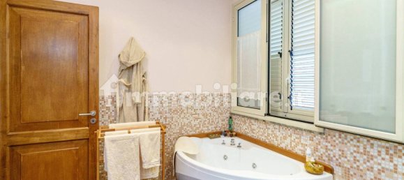 Apartamento de 3 dormitorios en Catania, Italy No. 288819 16