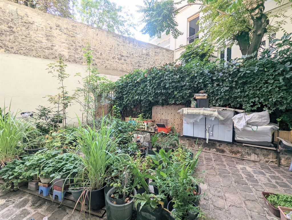 1 bedroom Apartment in Paris, France No. 188617