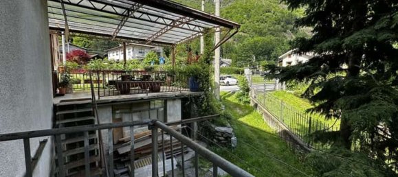 Дом с 15 комнатами в Вокка, Италия № 114896 30