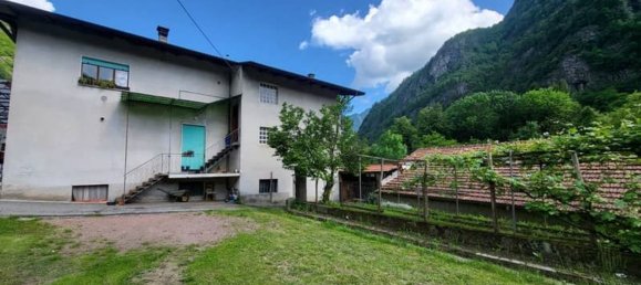 Дом с 15 комнатами в Вокка, Италия № 114896 20