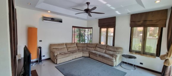 3 bedrooms Cafe / restaurant in Bang Lamung, Thailand No. 5150 15